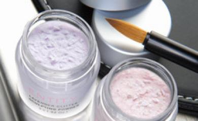 Наращивание акрилового френча на ногтях